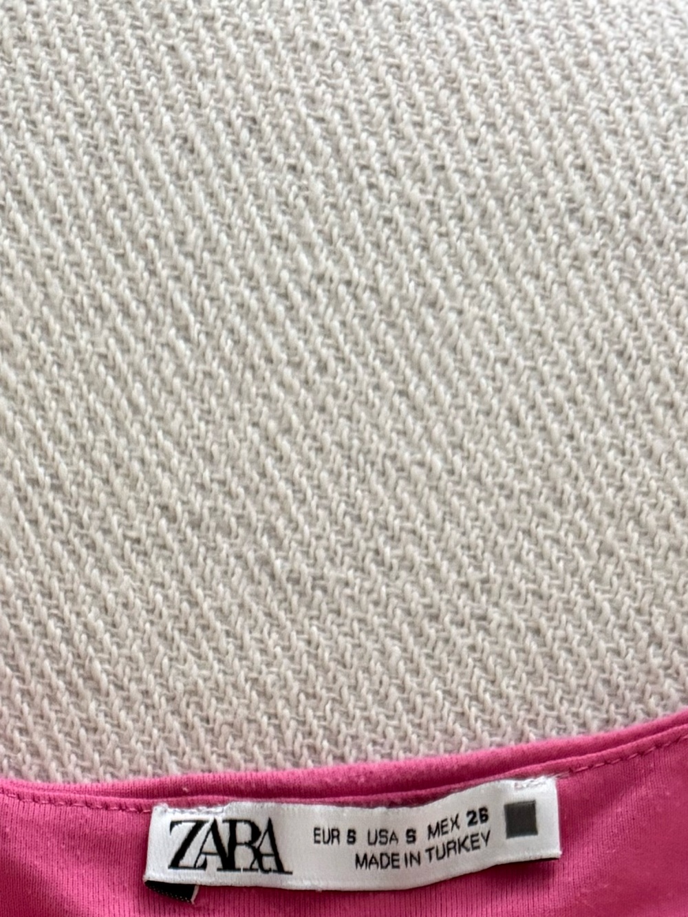 Zara Hot Pink Halter Tank Bodysuit - Picture 4 of 4